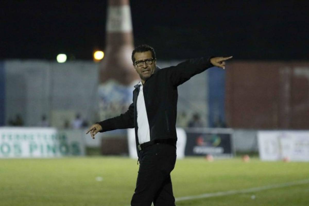 MERCADO: Mario Martínez a Marathón, Olimpia sumaría más bajas y volante a Grecia