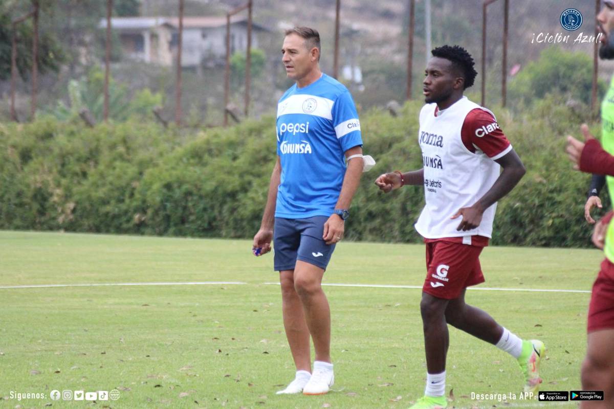¡Ya comanda el Nido! Así fue el primer día de Hernán “La Tota” Medina como entrenador del Motagua: dirigió el entrenamiento