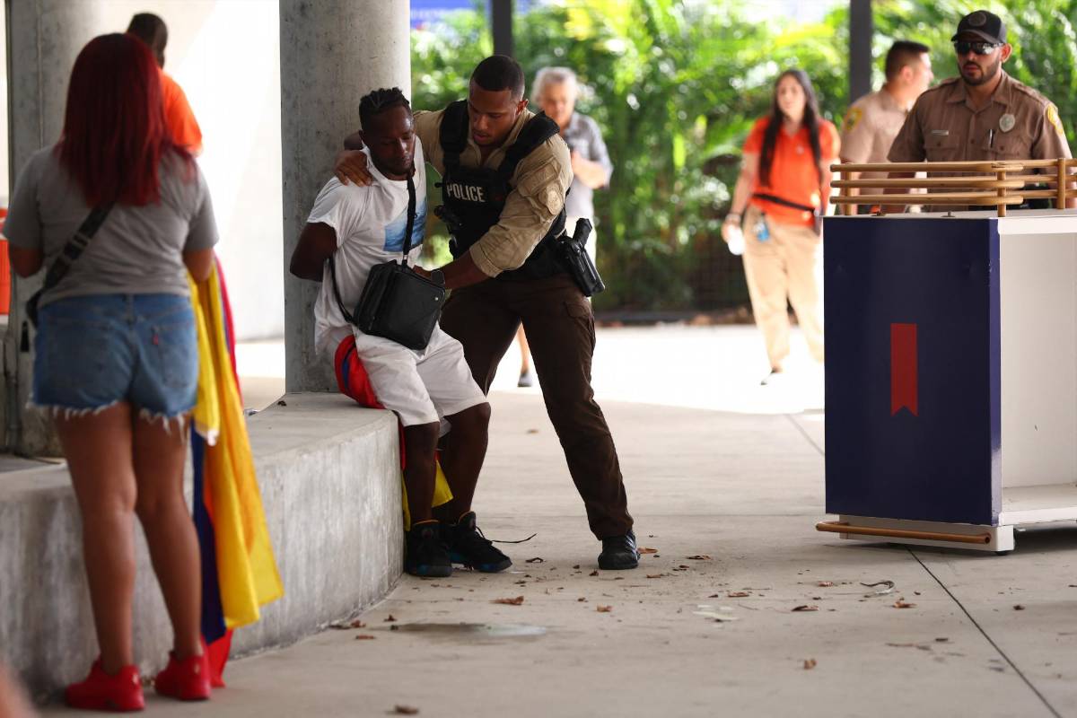 Batalla campal en la final de Copa América: hinchas causan caos, Policía captura aficionados en la previa Argentina vs Colombia