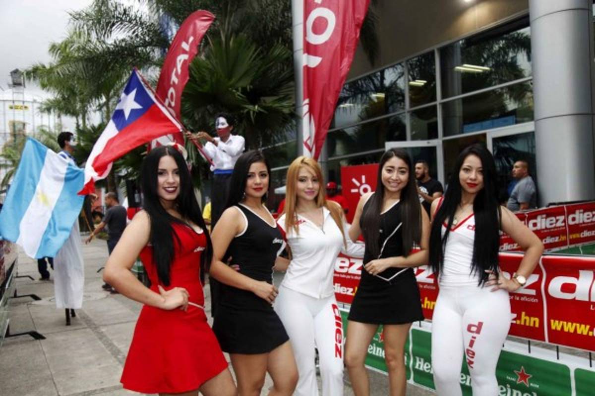 FOTOGALERÍA: La belleza hondureña en la final de la Copa América Centenario