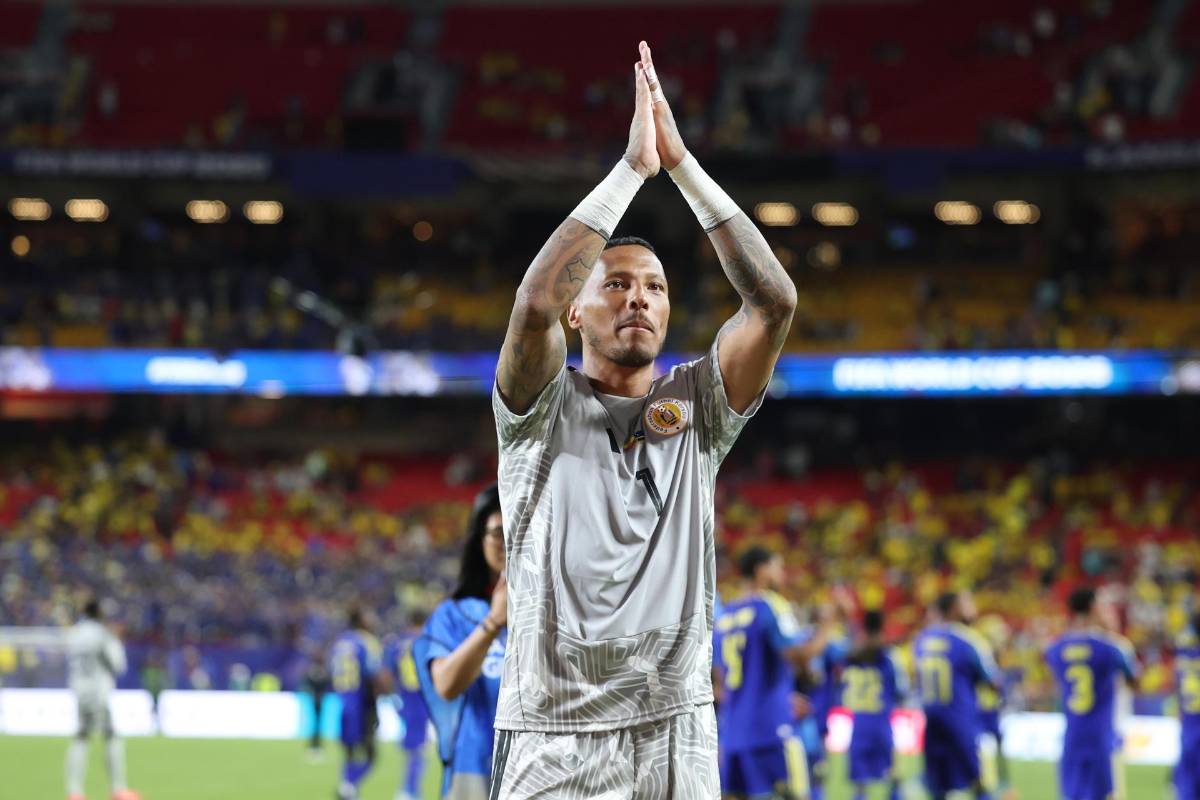 Messi lo humilló: quién es Eloy Room, el portero de Curazao que amargó a Ecuador