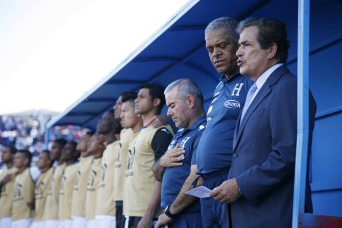 Las mejores fotos de Jorge Luis Pinto en un año con Honduras  