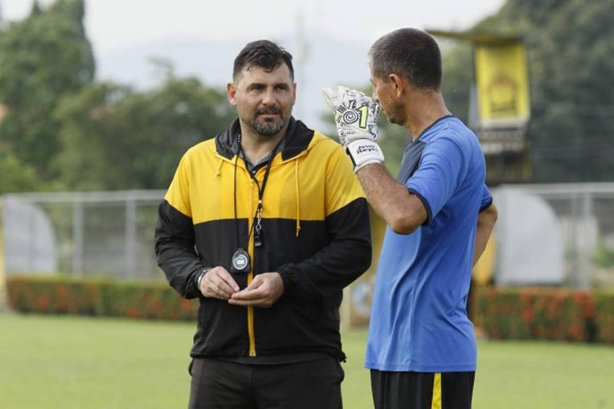FICHAJES: Los movimientos del fútbol hondureño. Real España tiene DT