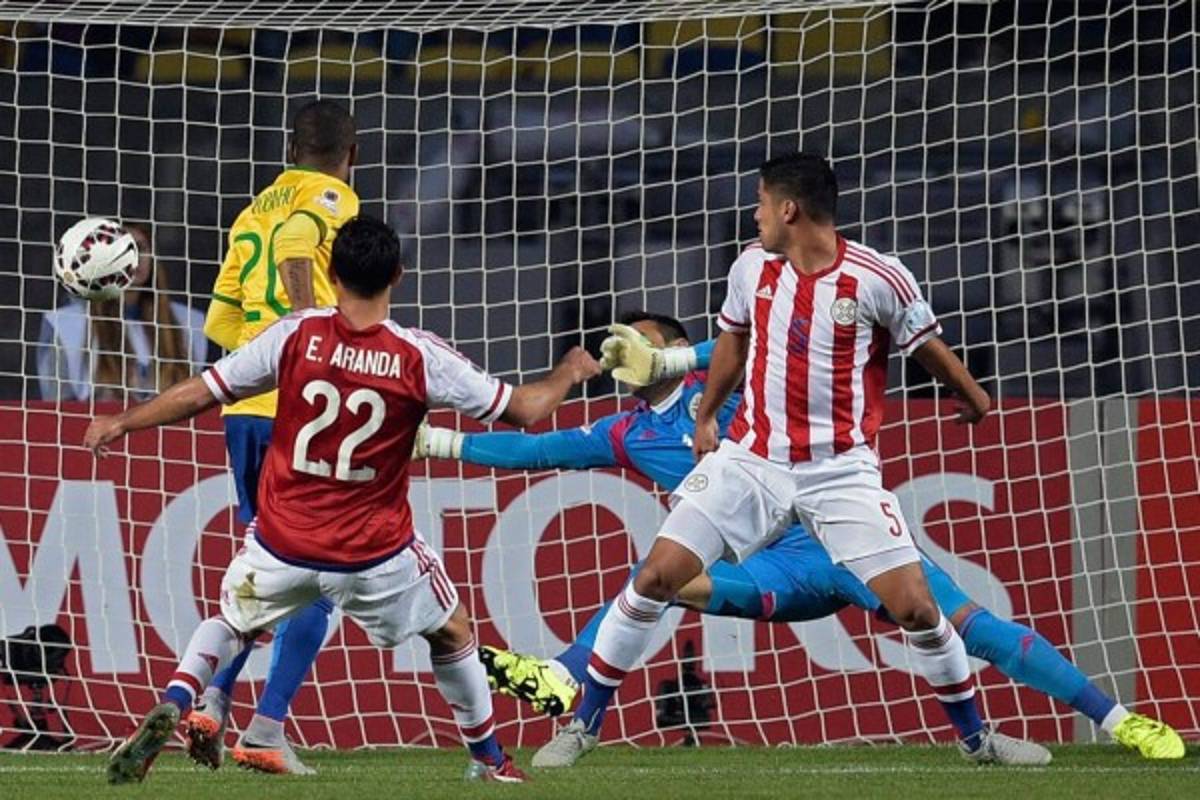 Paraguay vence en penales a Brasil y firma su pase a semifinales de la copa américa