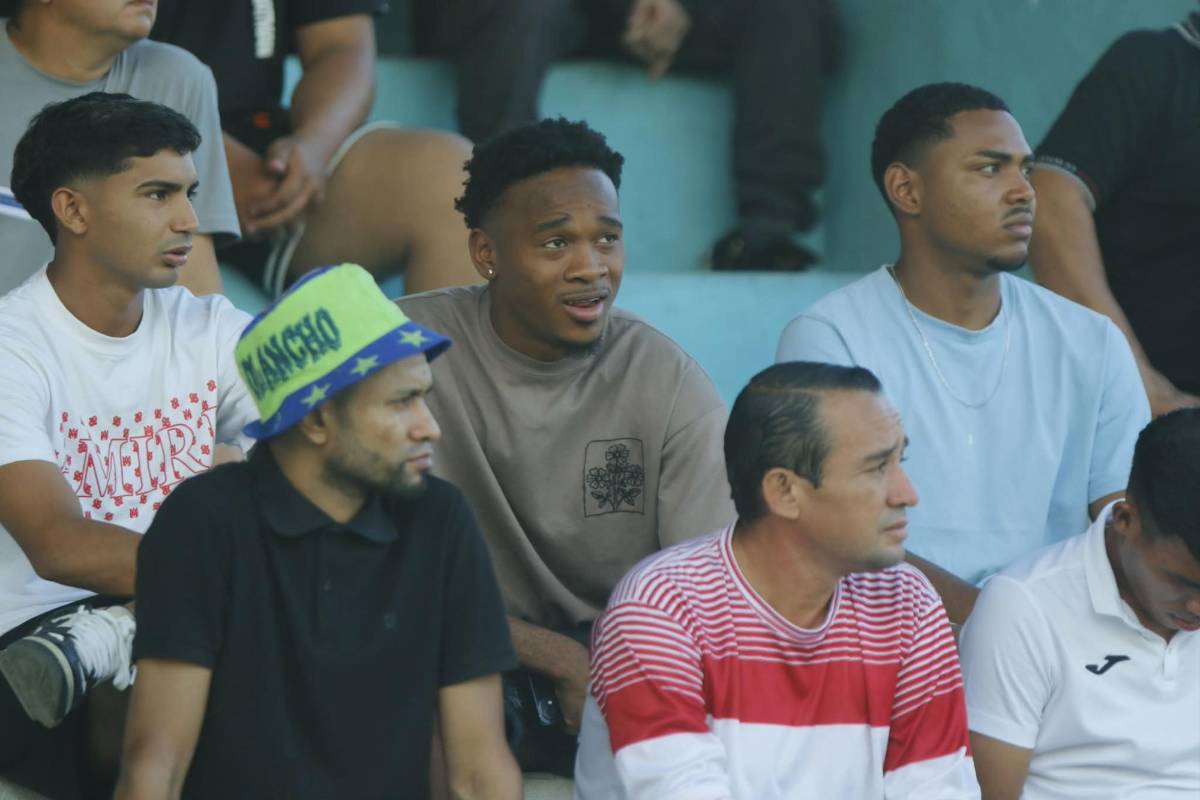 Jugadores esperando pago de salarios, Mauricio Dubón presente y mundialista vio jugar a su hijo