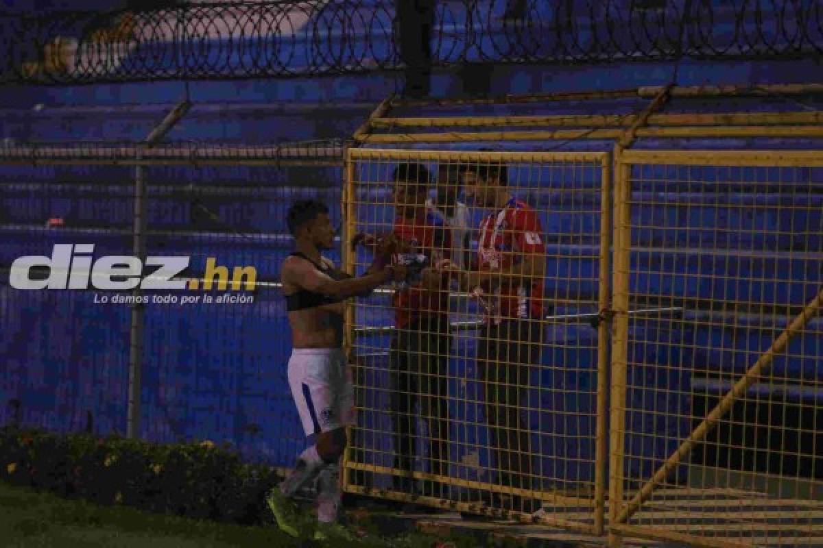 Invitado de lujo en el Olímpico, tristeza de Motagua y el bonito detalle de jugador del Olimpia