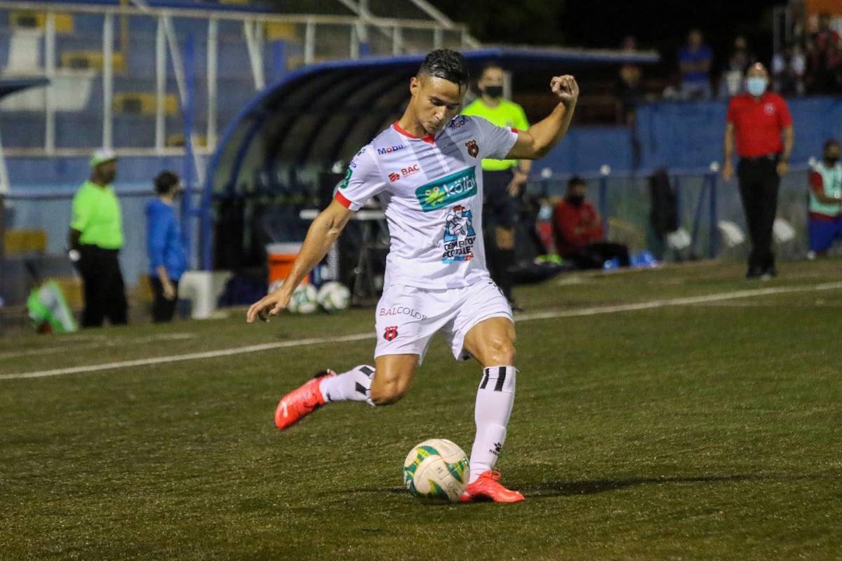 ¡Un mediocampo para tenerle miedo! El explosivo once titular de Alajuelense vs Olimpia en la final de Liga Concacaf