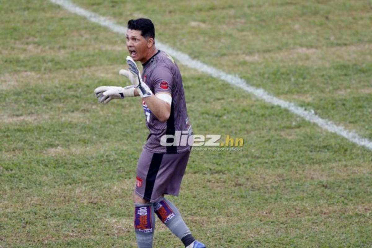 Con cinco fichajes: El 11 de gala que presentaría Vida en el torneo Clausura 2020