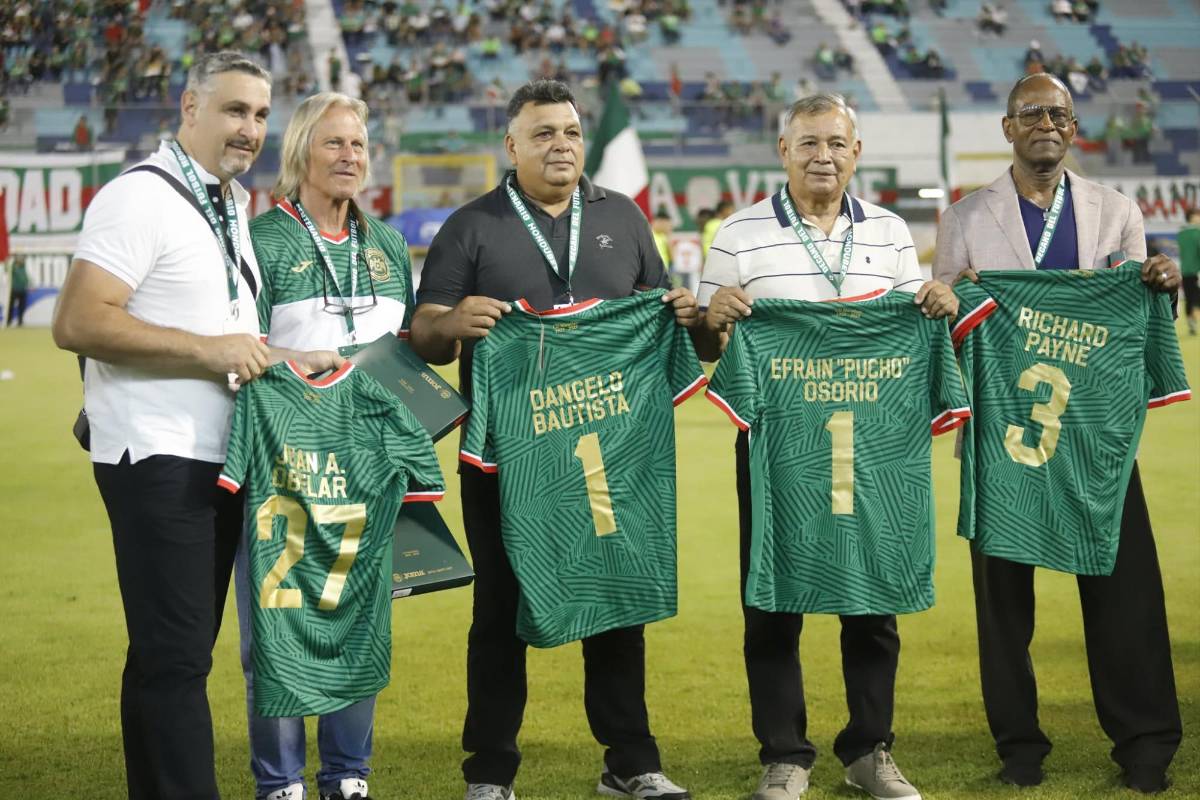 ¡Fiesta centenaria! Marathón se viste de gala y rinde homenajes a leyendas; Pachuca tuvo un detalle especial