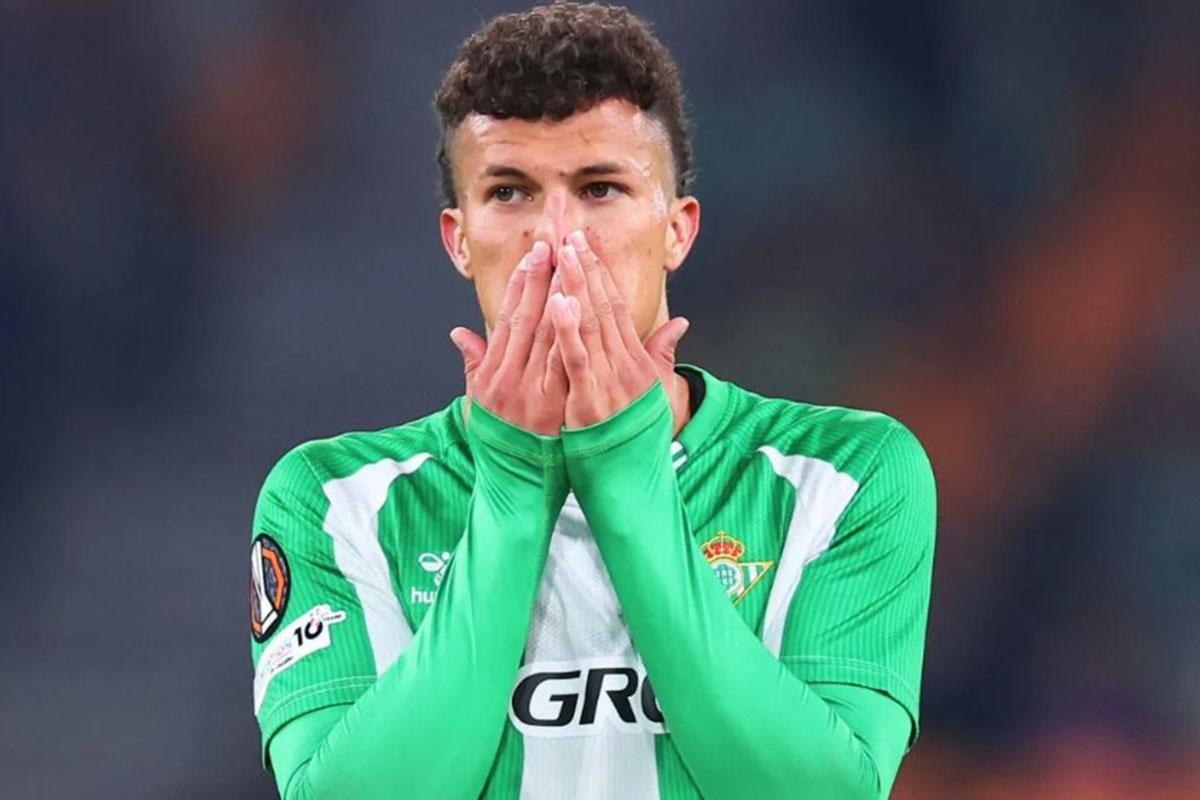 Escándalo en LaLiga: lo borraron'' del equipo por salir con la hija de una leyenda del club