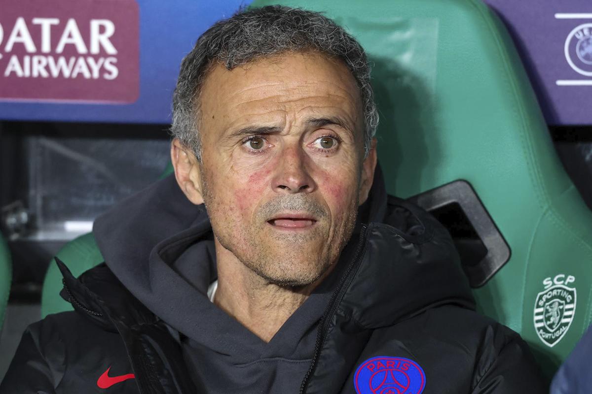 Luis Enrique le propina duro golpe a Flick: se reunió con jugador del Barcelona y lo convence de irse al PSG