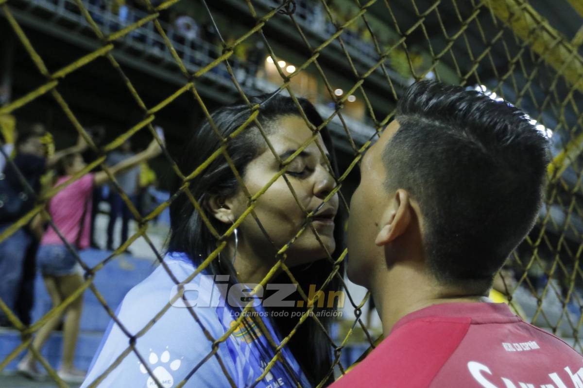 El gesto de Rocca con Campana, los mensajes ‘ocultos’ de Omar Rosas y besos en Real España tras avanzar a la final