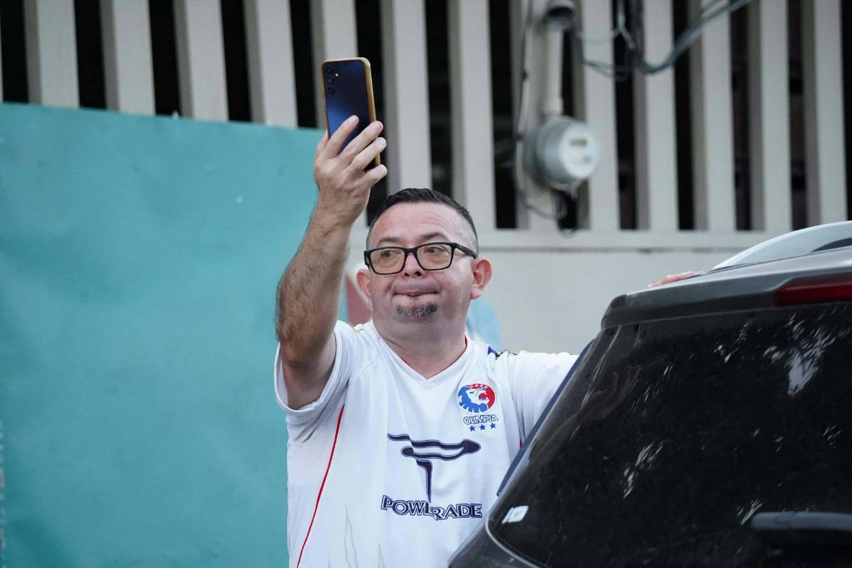 ¿Quién es la chelita tiktokera que resalta en el Choloma vs Olimpia? La ciudad de las maquilas recibe a lo grande al bicampeón