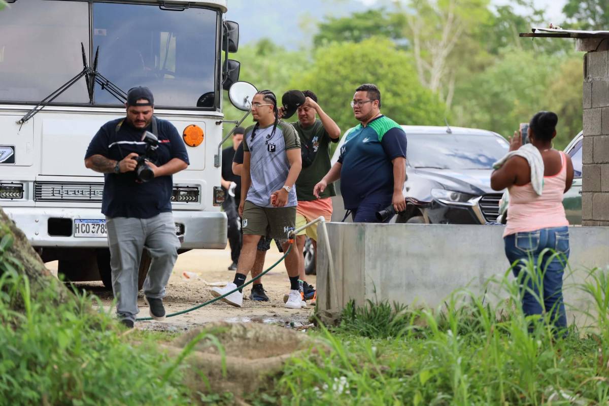 Miles de dólares en lujos: así fue el primer entreno de Davis Flow con el Platense
