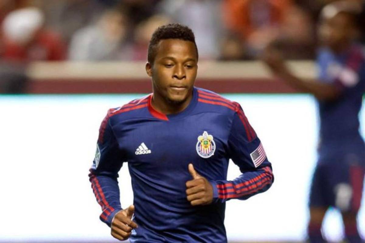 Legionarios hondureños que cambian de equipo y los que están en el aire