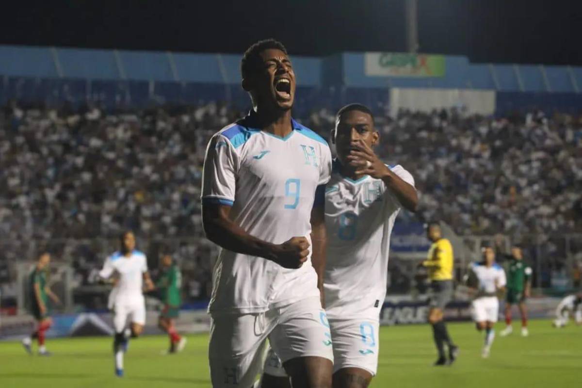 Faitelson dispara contra la Selección de Honduras y prensa de México le responde a Reinaldo Rueda