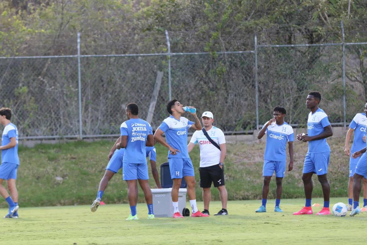 ¡Entreno al máximo! Los alimentos de Palma y Quioto, además la dura lucha que tienen los porteros en la Selección de Honduras