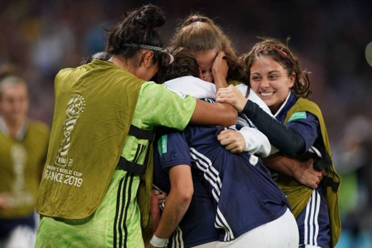 Emotivas imágenes: Así celebró Argentina el empate ante Escocia en el Mundial Femenino