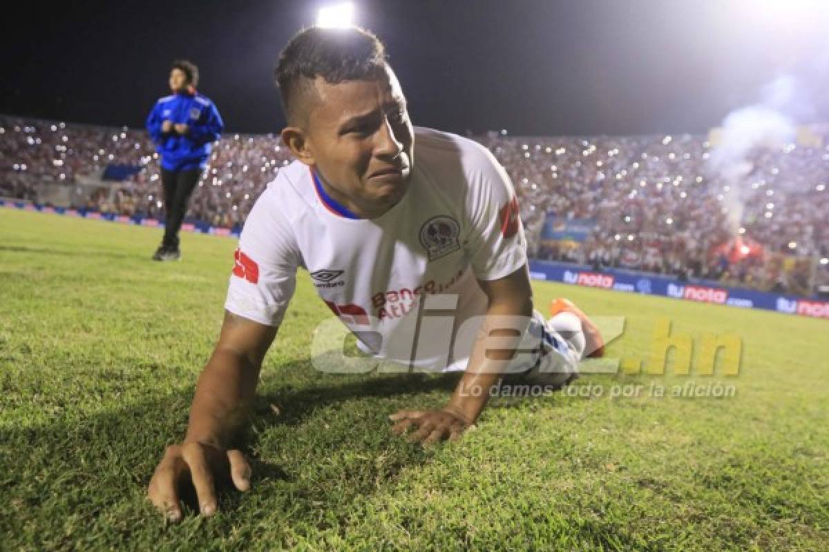 'Patón' Mejía se ''quiebra'', tristeza de Héctor Vargas y la locura de la Ultra Fiel