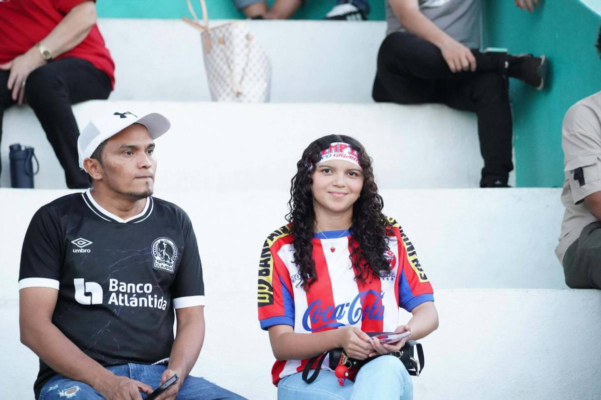 ¿Quién es la chelita tiktokera que resalta en el Choloma vs Olimpia? La ciudad de las maquilas recibe a lo grande al bicampeón