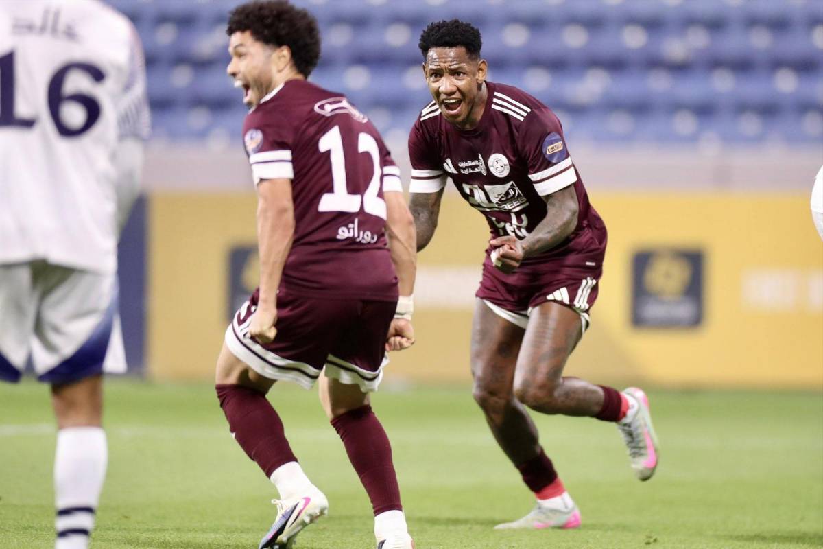 ¿Qué pasa con el hondureño Romell Quioto en Arabia Saudita con los bombardeos que reciben desde Irán?