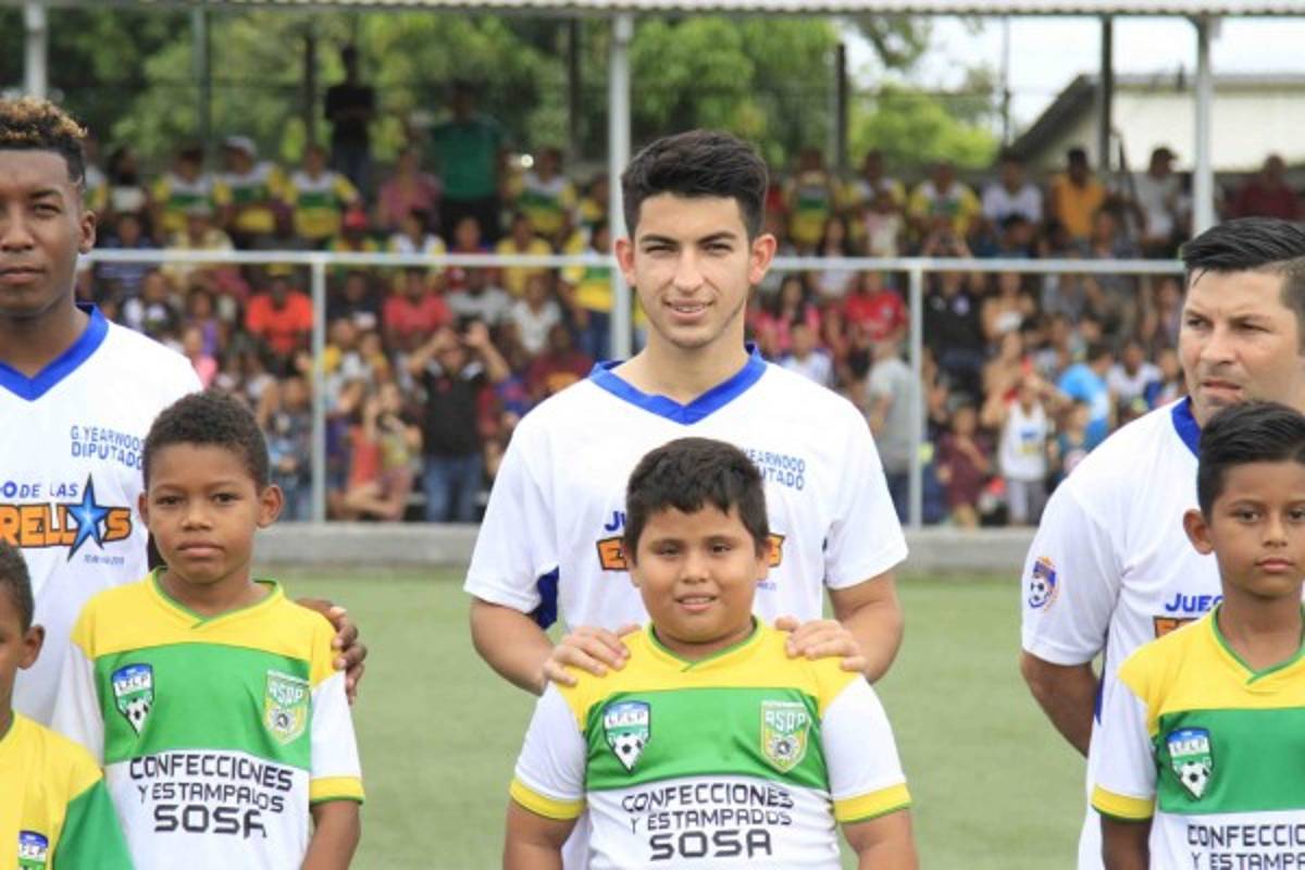 Jugadores y técnicos hondureños que sirven a Dios en sus iglesias