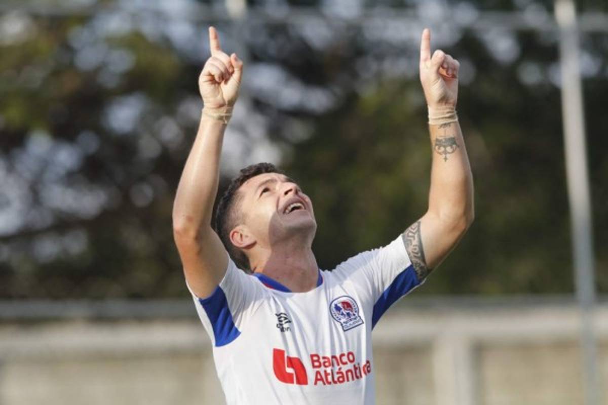 ¡Los de hierro! Los futbolistas que más juegan con Pedro Troglio en el Olimpia