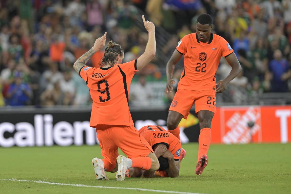 Tapada de Bono recorre el mundo, por qué lloró Gakpo y jugadores se abren la cabeza