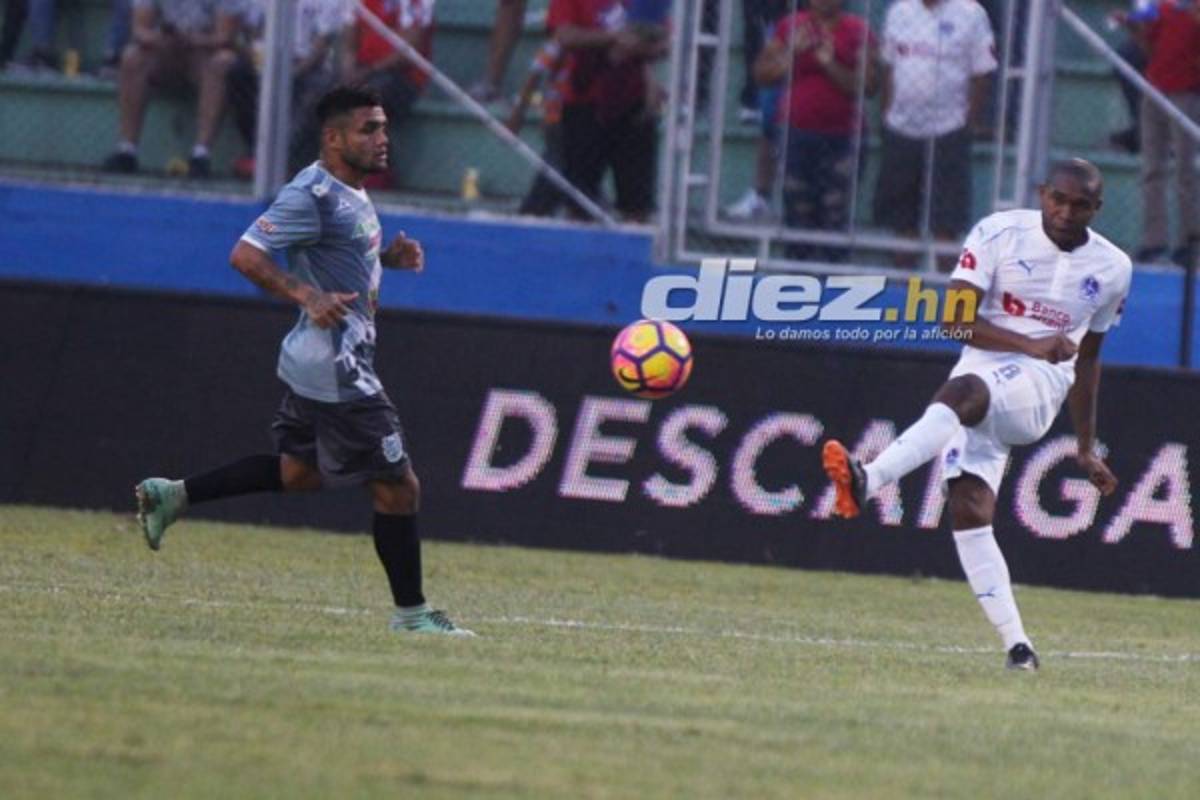 CURIOSO: El regreso de Wilson Palacios y los rostros tristes en Platense