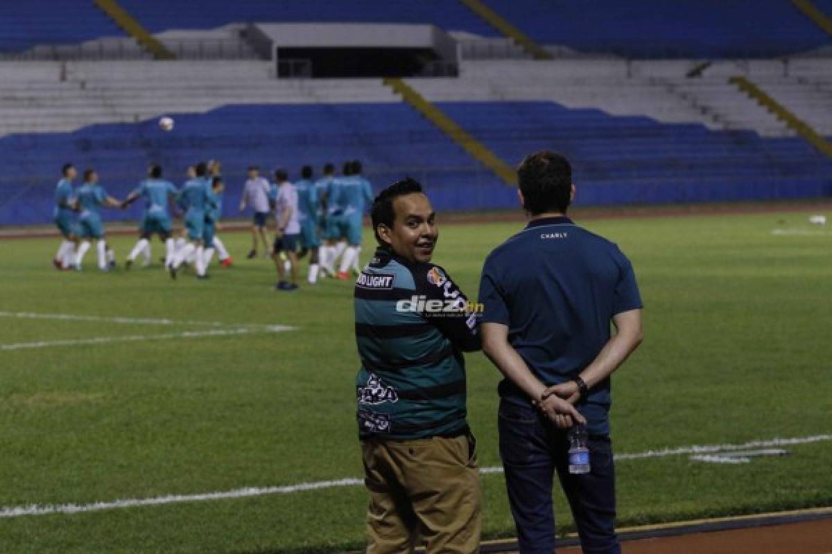 Sonrisas, concentración y un hondureño en entreno del Santos Laguna en el Olímpico