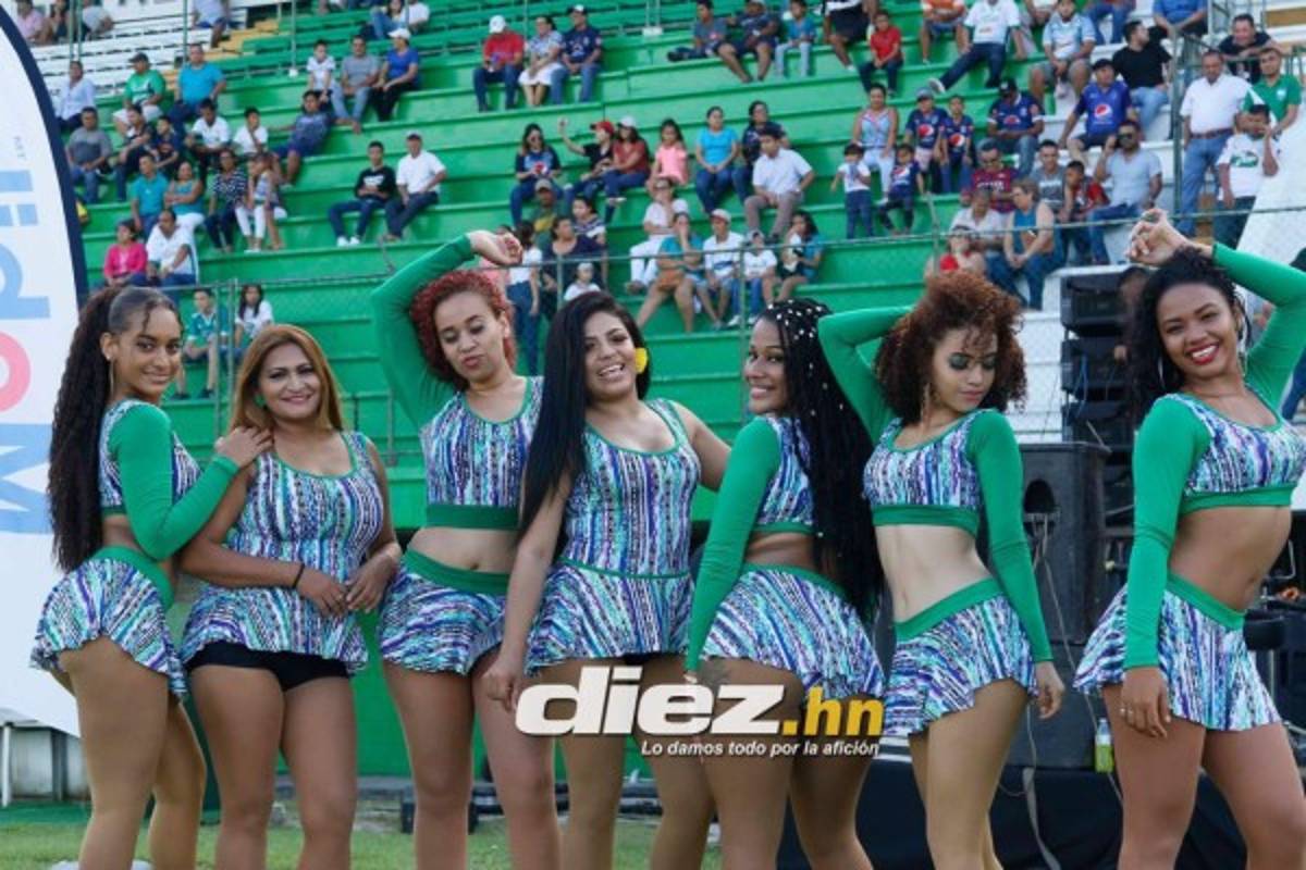 ¡Fiestón en el Puerto! Los gestos de Diego Vázquez y la belleza en el Platense-Motagua