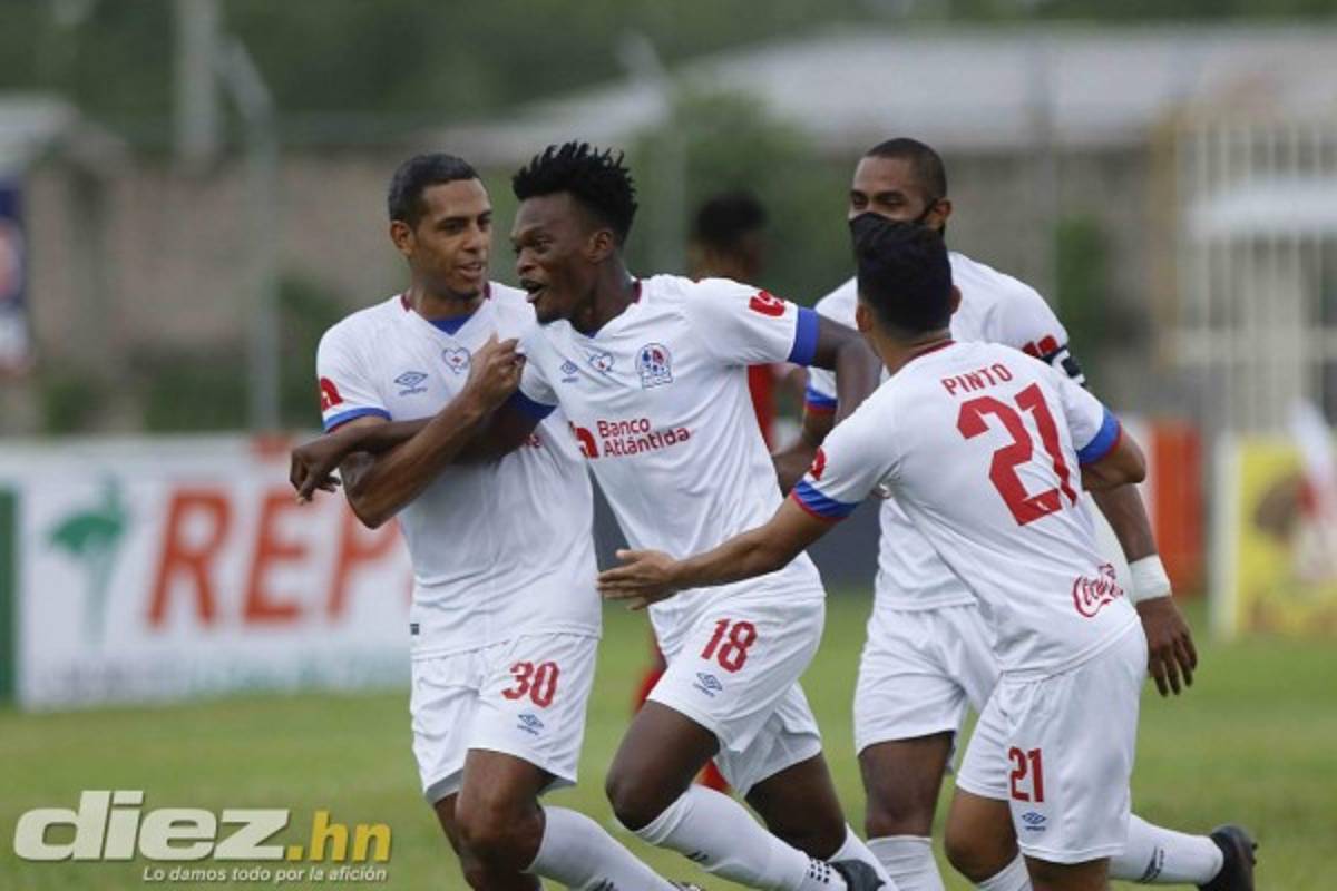 Fotos: Así celebró Félix Crisanto su gol con Olimpia, el show de inauguración y el hijo del 'Nene' Obando debutó