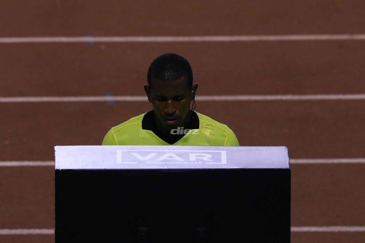 Una tristeza profunda: El rostro de Bolillo, jugadores de Honduras destrozados y Canadá celebrando su venganza en el Olímpico