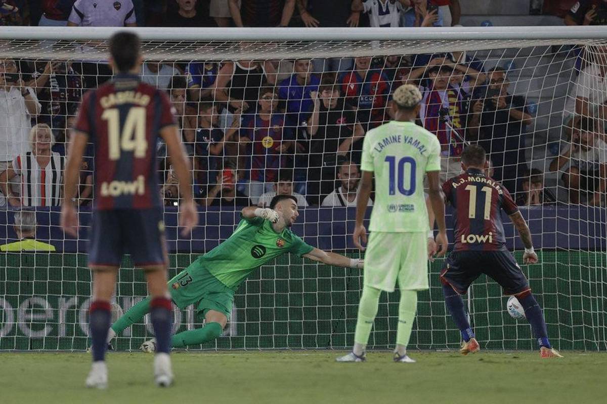 El polémico penal que indignó al Barcelona y Pedri lidera la remontada; Flick lo puso de titular y acaba con los rumores