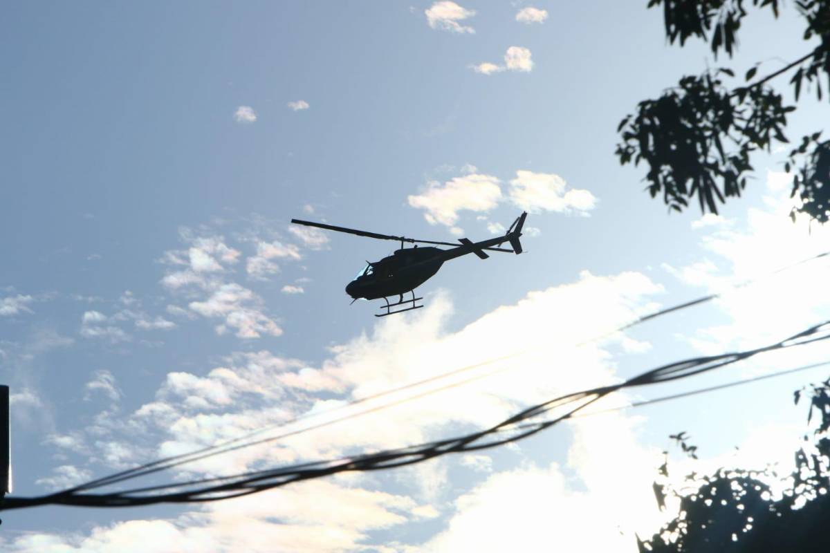 ¡Helicóptero, carros blindados y 700 policías! Así amanecieron las cercanías a la casa de Juan Orlando Hernández
