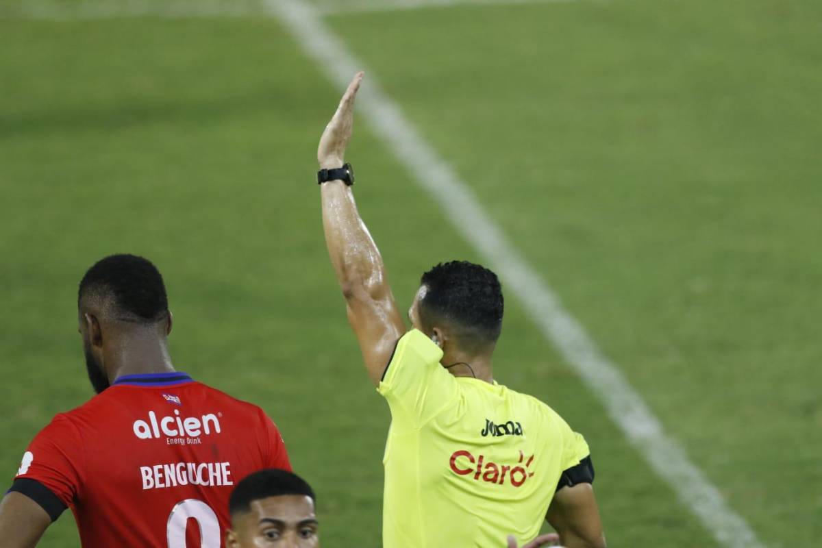 No se vio en TV: Furia olimpista, tiktokers en la cancha y el pedido a Bengtson