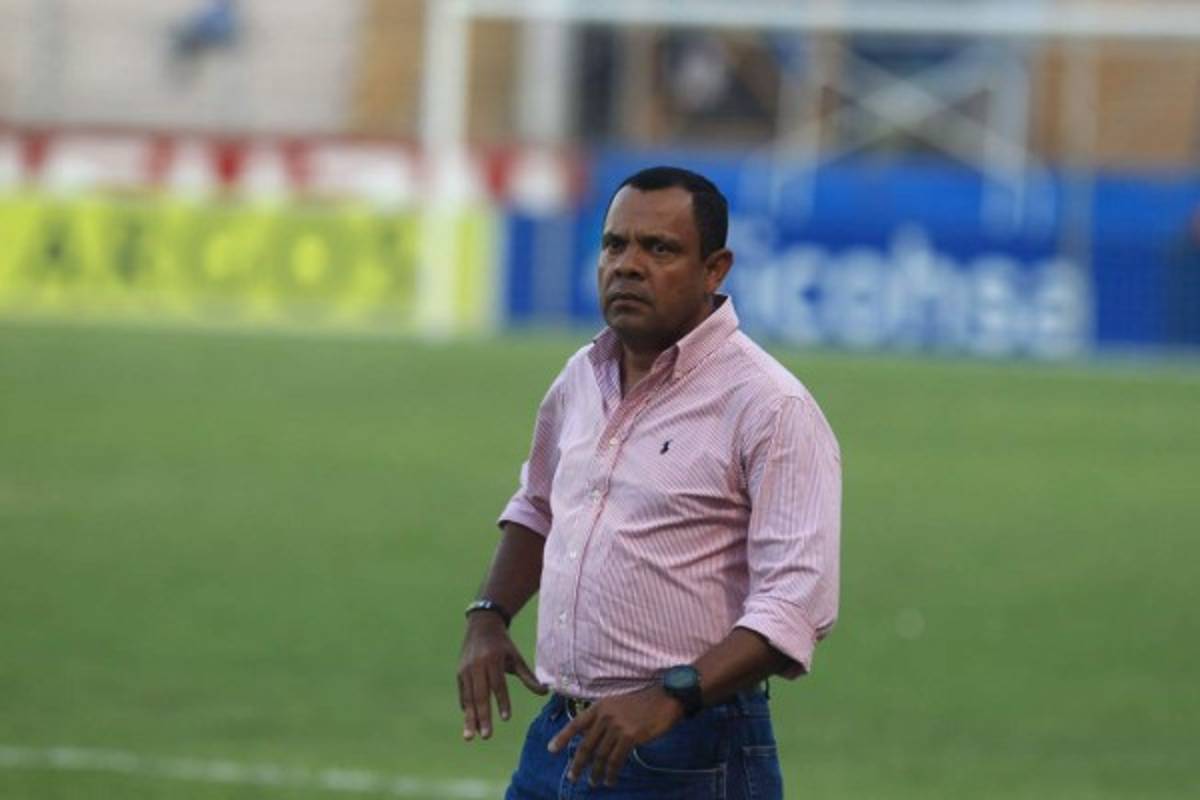 Mercado: El anuncio de Diego Vázquez, el futuro de Kevin López y cuatro hondureños son noticia en Europa