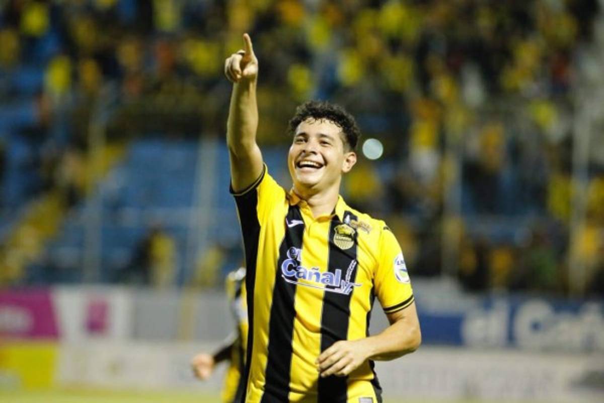 Los traspasos de hondureños que se darían en el próximo mercado de fichajes