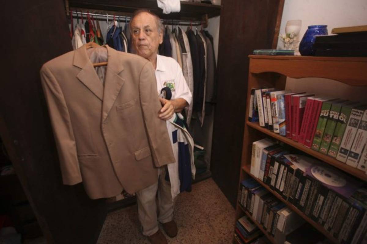 FOTOS: Así es la humilde y futbolera morada donde vive Chelato Uclés