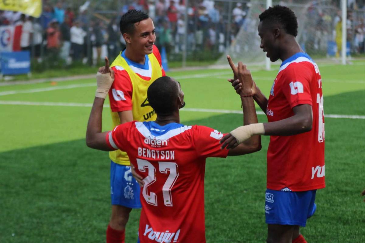 El día que Bengtson se convirtió en leyenda y quebró la marca de Wilmer Velásquez para ser el máximo goleador de la Liga de Honduras