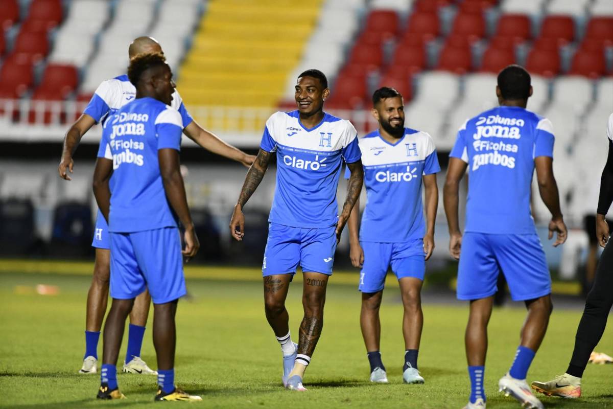 Nuevo rostro en la Selección,gesto de Palma y el pelón de Honduras, que olvida a Islas Caimán para centrarse en Antigua