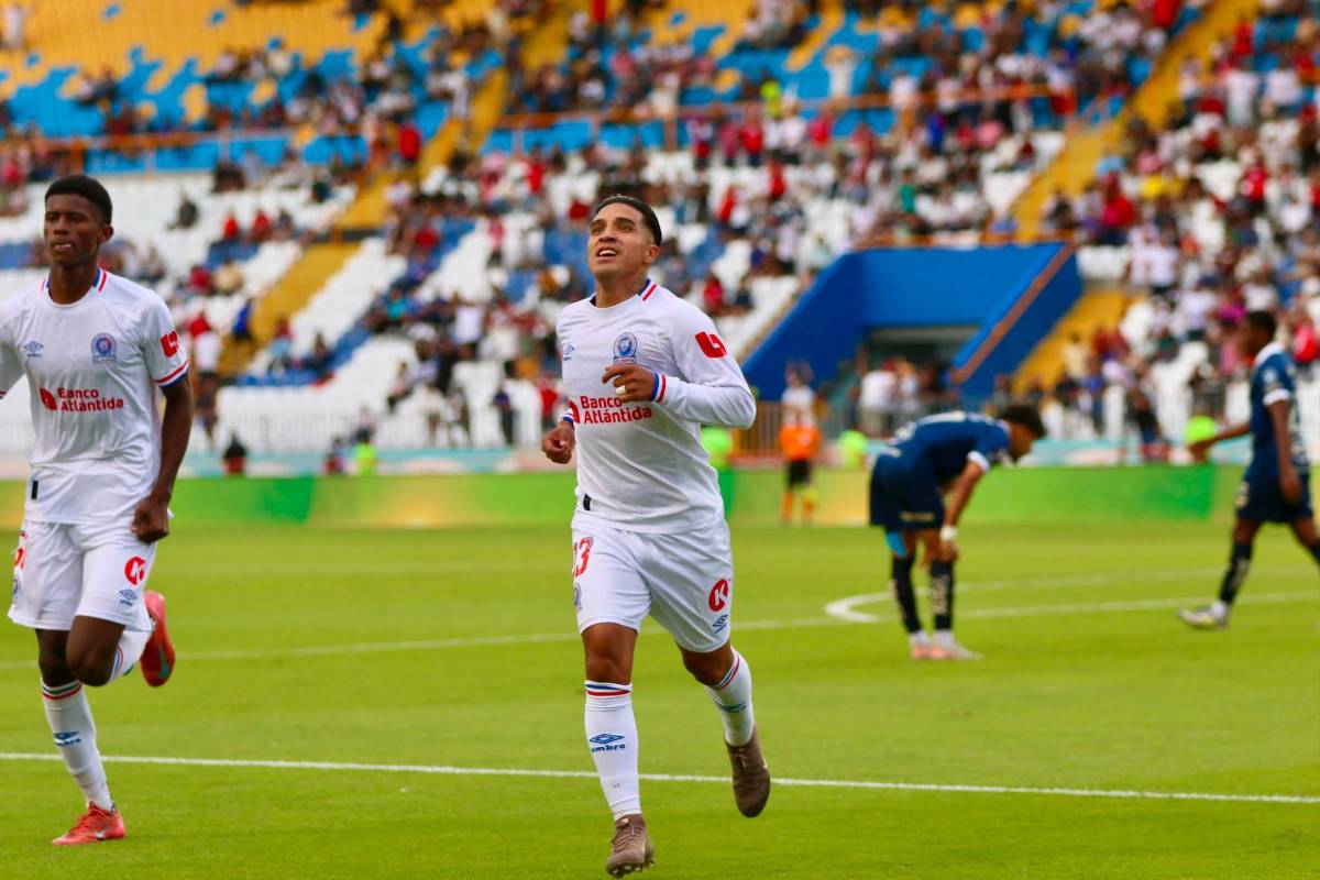Así quedó el rostro de Edwin tras la agresión, el error y el gesto de Espinel