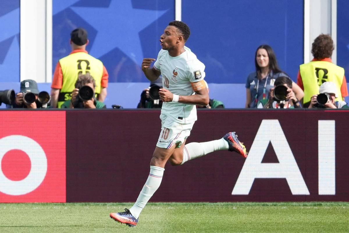 Mbappé enciende las alarmas, la foto que preocupa a Francia y vuelve la polémica