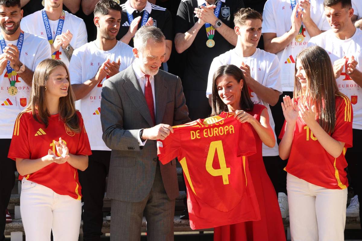 ¿Lo flechó? Álvaro Morata y su gesto con la hija del Rey de España, el regalo a la familia real y la fiesta en cibeles