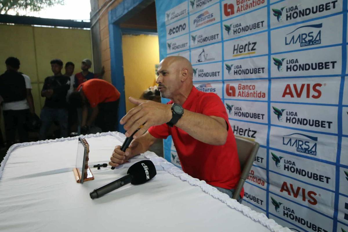 Revelado: Las cuatro razones que fastidiaron a Eduardo Espinel en Olimpia y por las que puso su renuncia