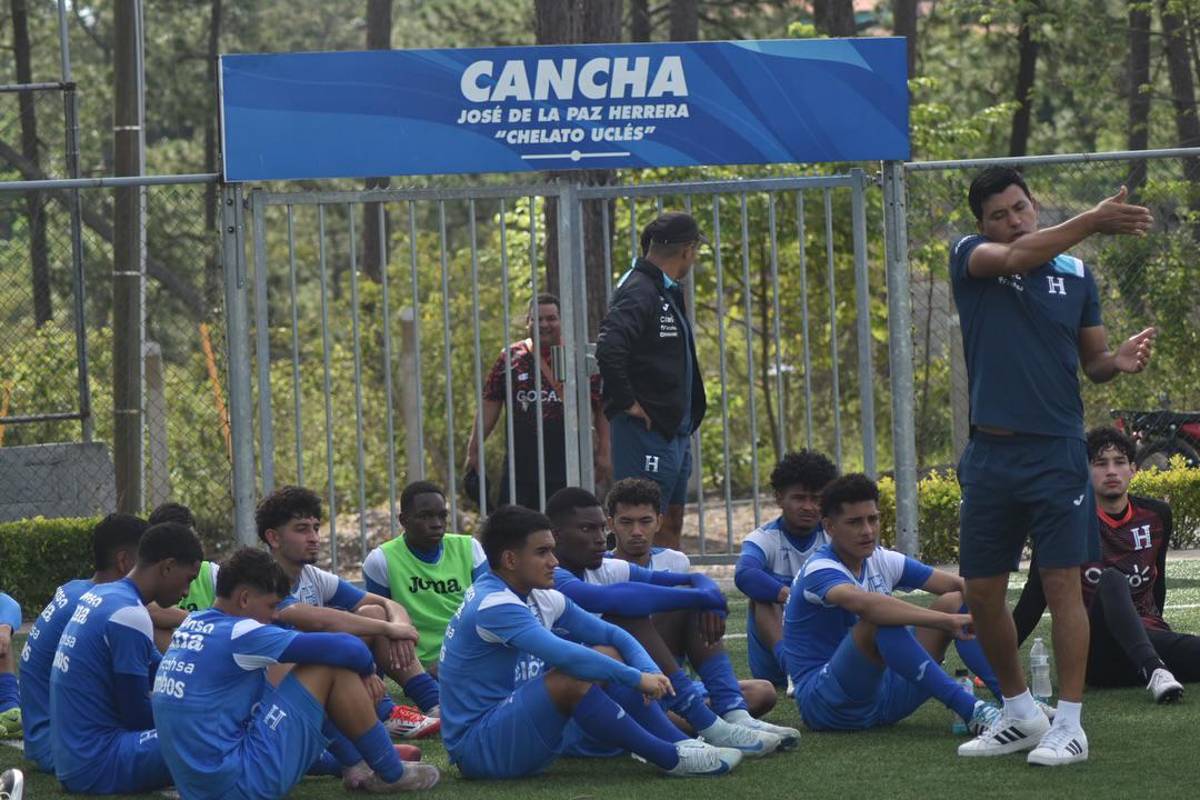 ¡Con tres legionarios! Así se perfila la alineación titular de Honduras Sub-21 en los Juegos Centroamericanos de Guatemala 2025