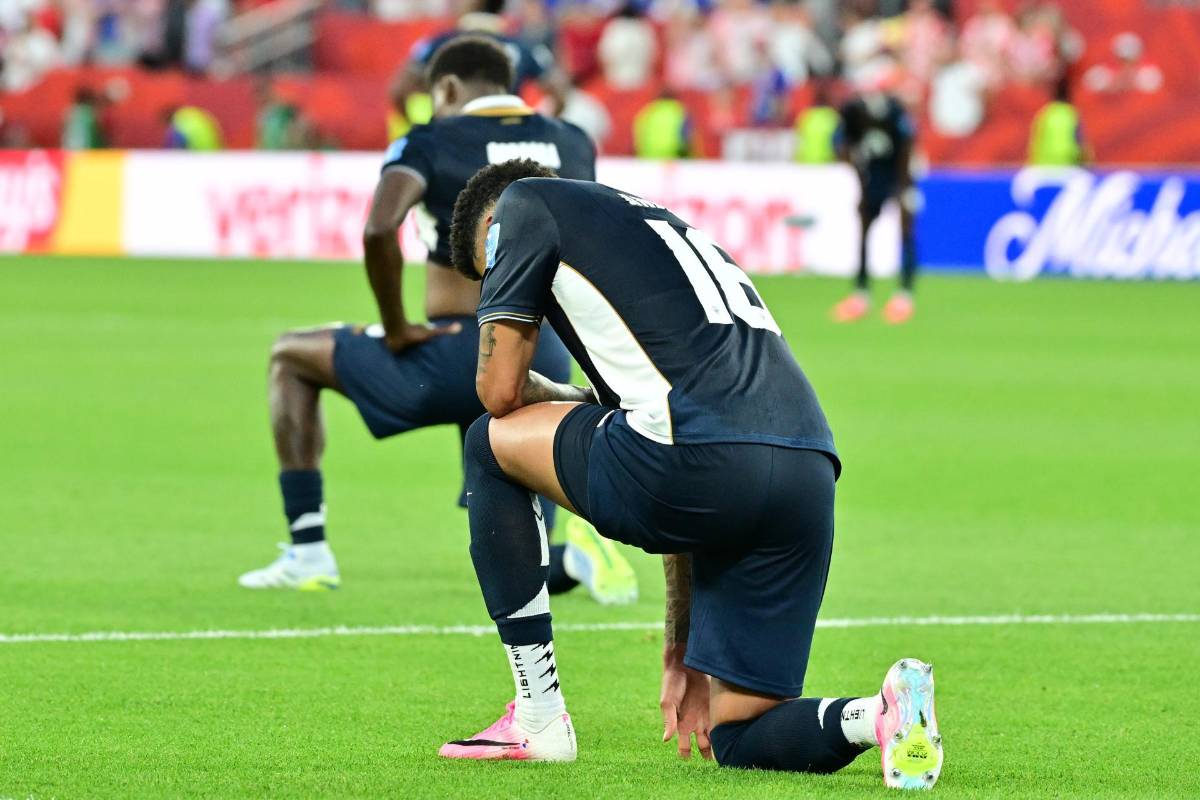 Lágrimas y sufrimiento de los jugadores de Panamá tras la eliminación del Mundial