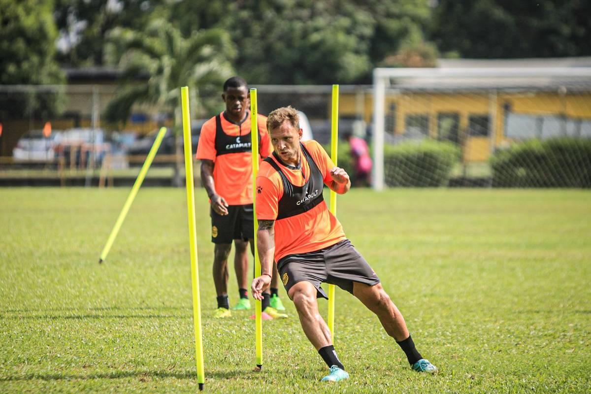 Los 36 extranjeros del Apertura 2024 de la Liga de Honduras: panameños sorprenden y hay empate de nacionalidades
