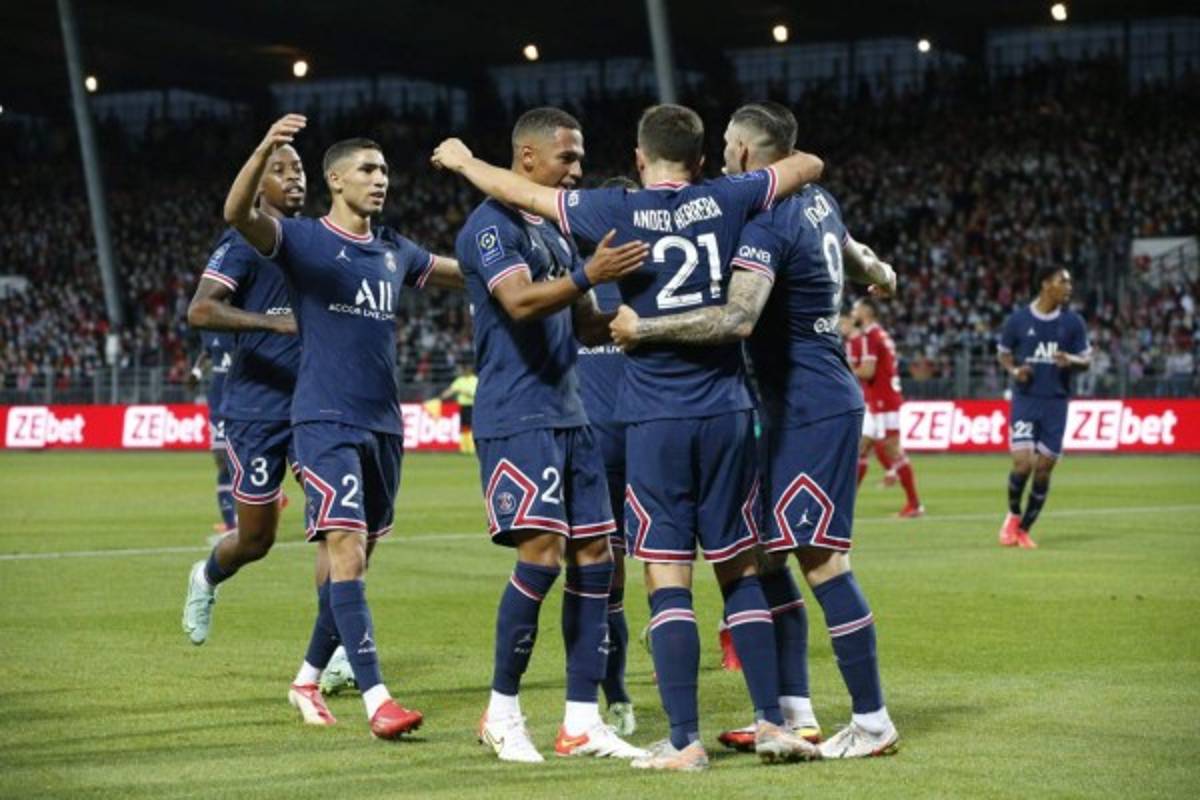 ¿Real Madrid? Bronca de Mbappé tras salir de cambio, abucheado por los hinchas del PSG y la prohibición del Brest por Messi