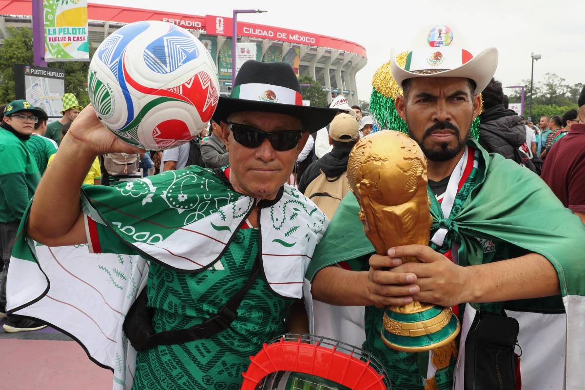 ¡El Azteca es una locura! Así se vive la fiesta previo a la inauguración del Mundial